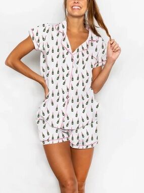 TOSS designs 🍾 pjs